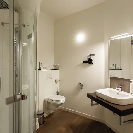 Orion Hotel 3*